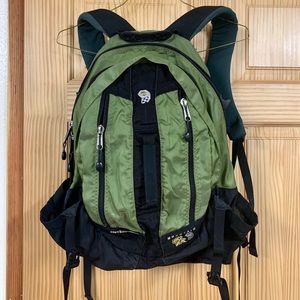 Mountain hardwear vintage green backpack